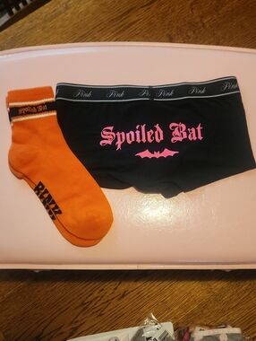 NWT Spoiled Bat Shortie Short Boxers With Matching Socks OS, XS panty
